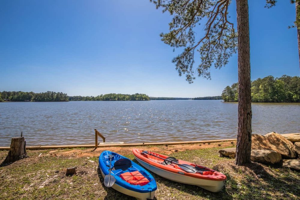 Hooked On A Feeling  2br Lake Cabin